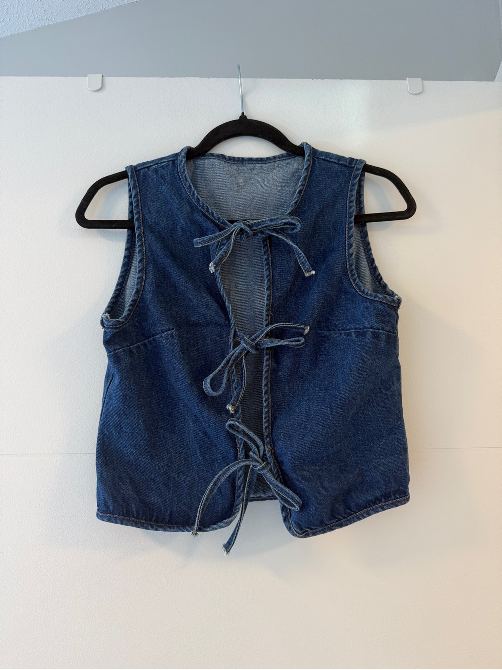🩵 Missguided Denim Tie Front Vest Top Blue S